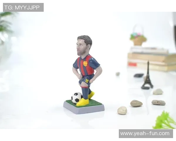 足球明星汽车摆件组合打造个性车内风格彰显运动魅力与时尚品味 足球明星汽车摆件组合打造个性车内风格彰显运动魅力与时尚品味